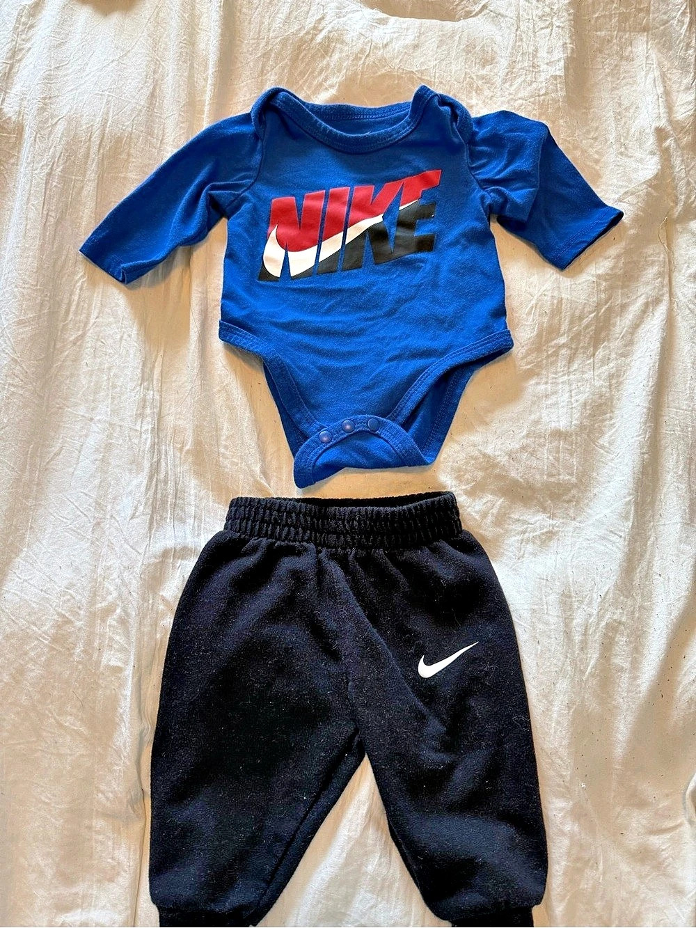 Nike Baby Swoosh Matching Set Blue & Black 3M